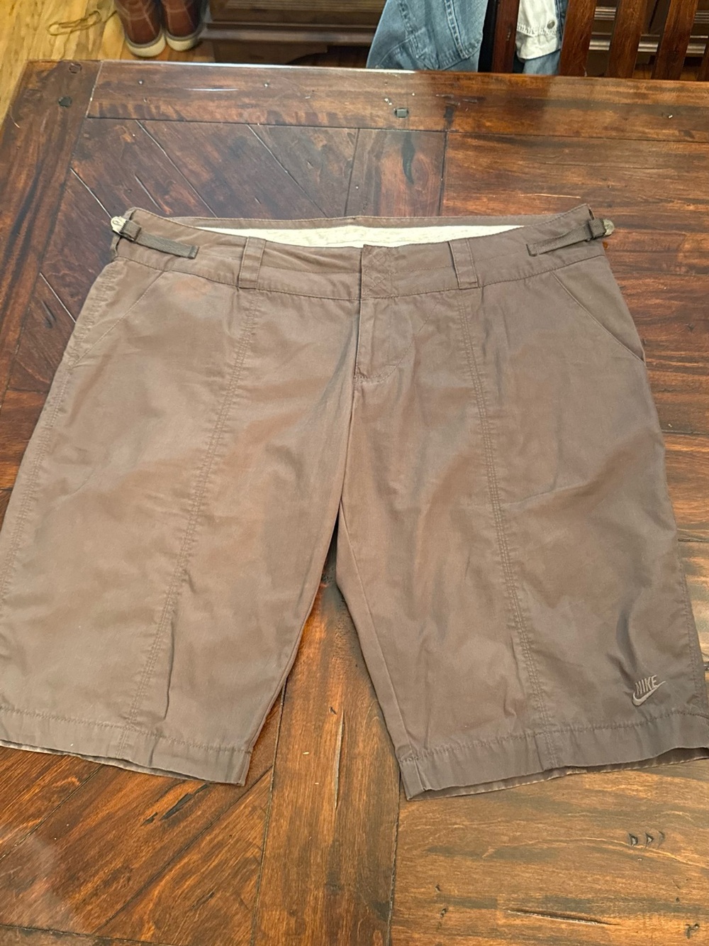 Nike Men’s Brown Flat Front Performance Shorts